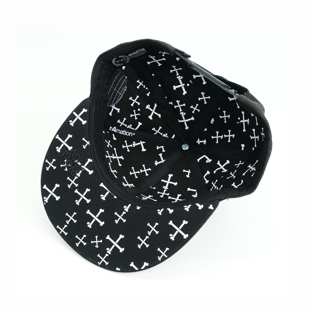 CROSSBONES 21 SNAPBACK