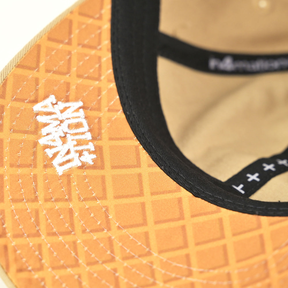 SCOOPY BONES DAD HAT