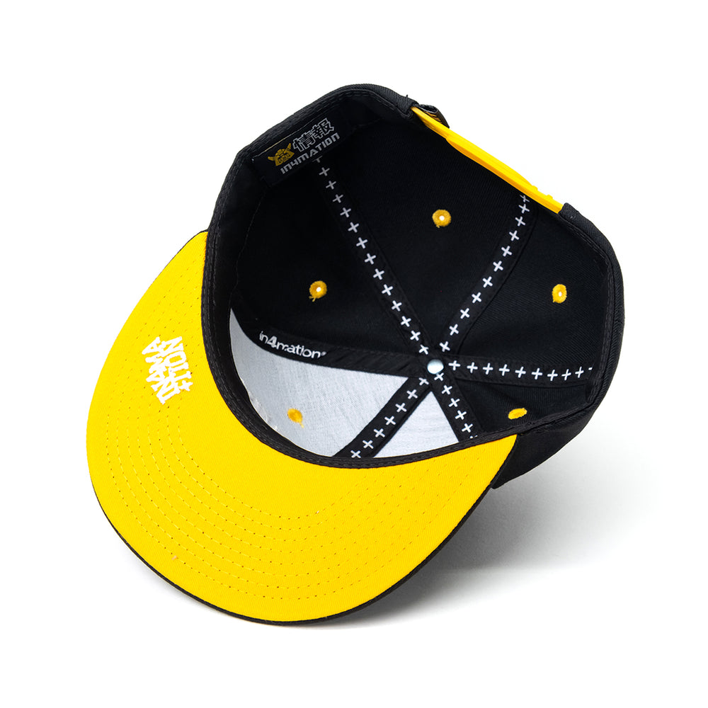 BUGGING OUT SNAPBACK